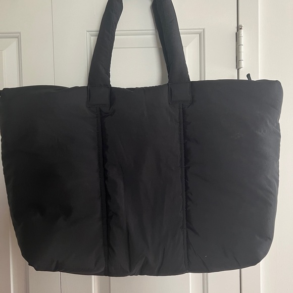 ASOS Weekend Collective Oversized Padded Nylon Weekender Tote - Picture 7 of 8
